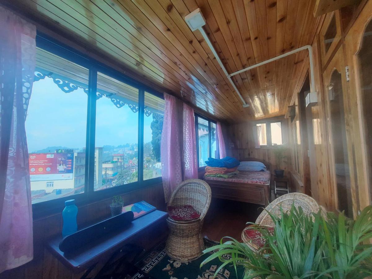 Neora Backpackers Hostel Darjeeling  Luaran gambar